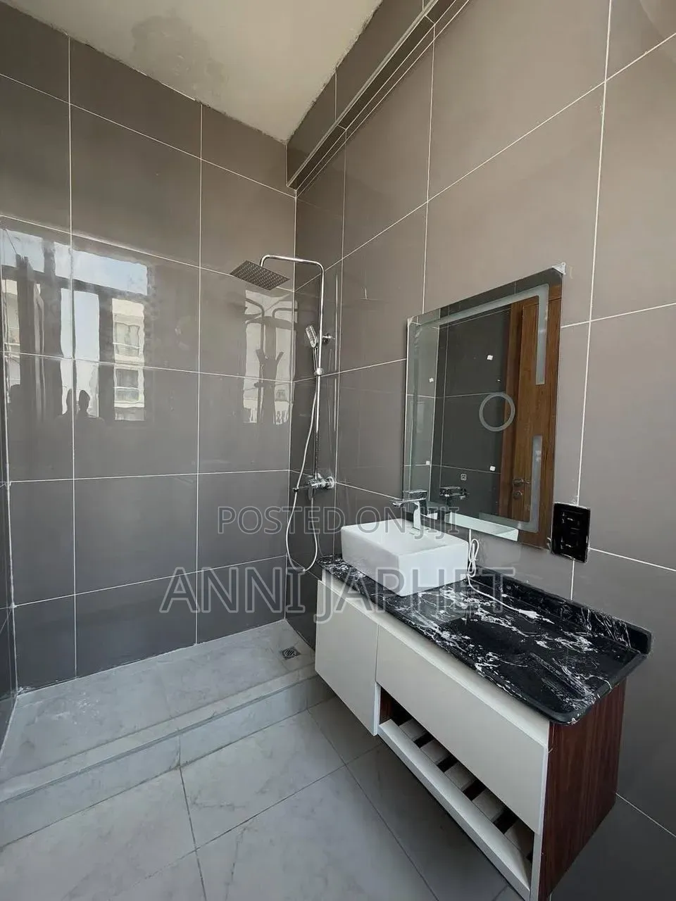 2bdrm Apartment in Lekki Phase 1 for rent in Lekki Phase 1