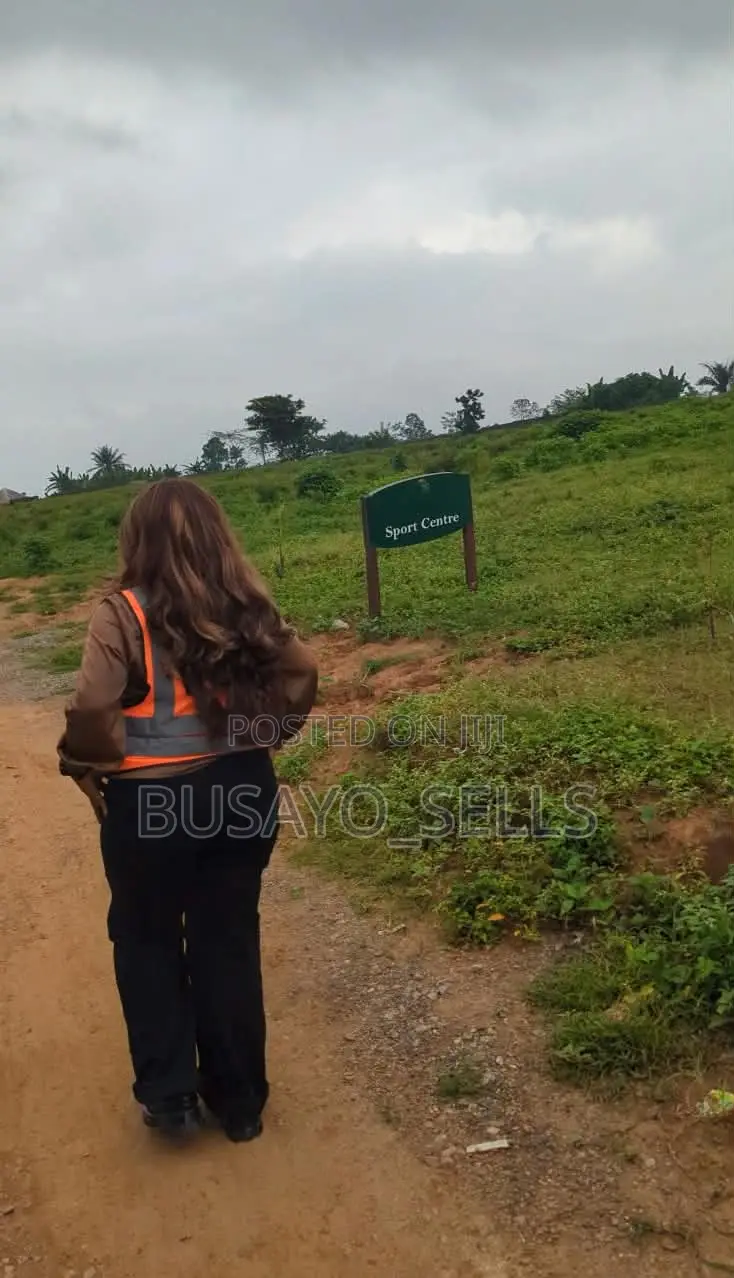 Resident Land Plots for Sale 500sqm Ibadan Circular Road–Promo ₦20M! in Ijebu Ode