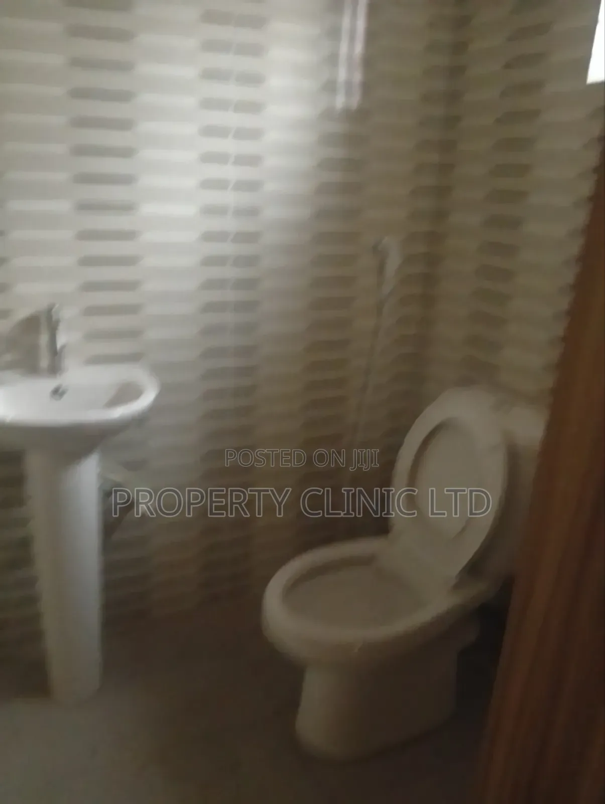 Furnished 3bdrm Duplex in Off Ikosi Road for rent in Ketu-Ikosi