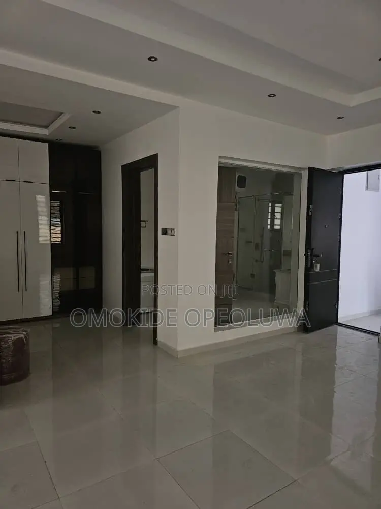 Furnished 4bdrm Duplex in GRA Phase 2 Shangisha for sale in GRA Phase 2 Shangisha