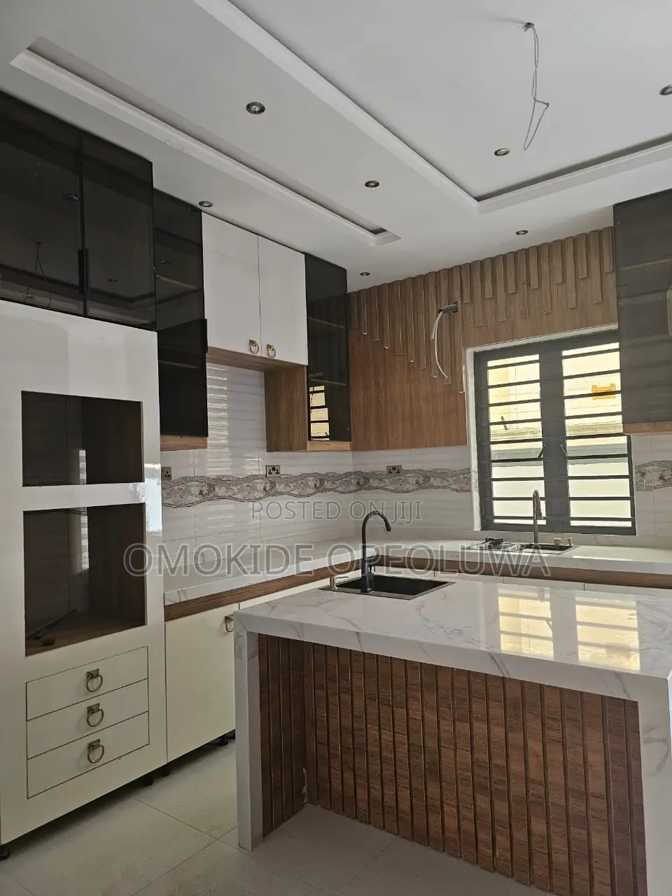 Furnished 4bdrm Duplex in GRA Phase 2 Shangisha for sale in GRA Phase 2 Shangisha