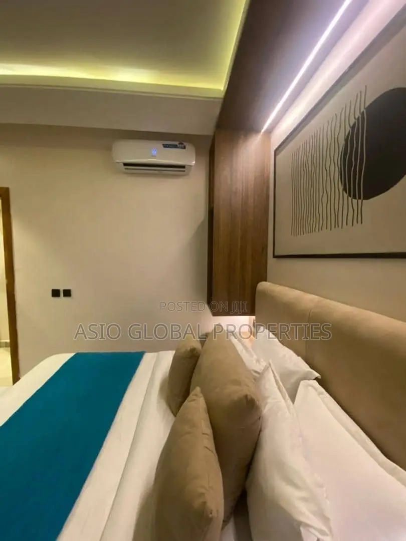 1-Bedroom Luxury Apartment in Lekki Phase 1 in Lekki Phase 1