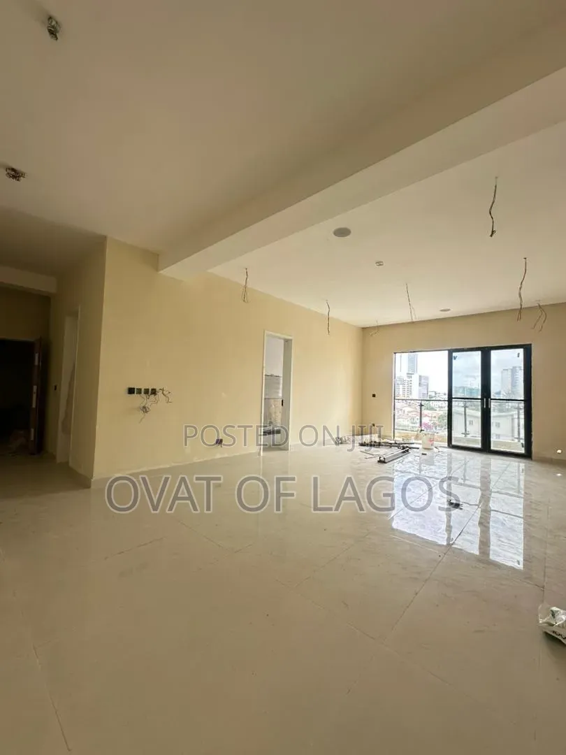2bdrm Apartment in Victoria Island for sale in Victoria Island Extension