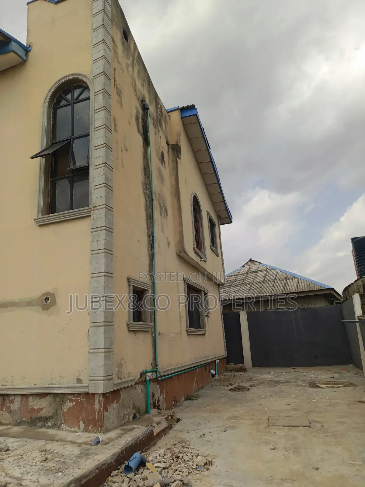 1bdrm Block of Flats in Destiny Estate Sona, Ado-Odo/Ota for sale in Ado-Odo/Ota