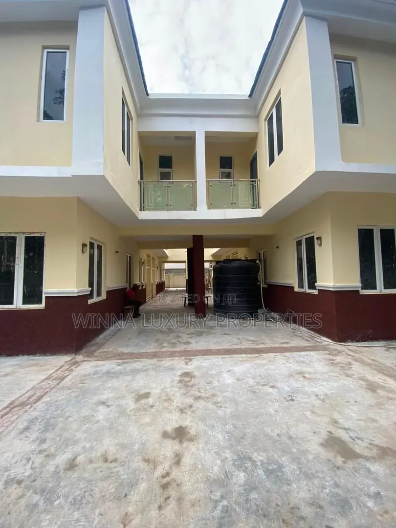 4bdrm Townhouse / Terrace in Gwarinpa Main for rent in Gwarinpa