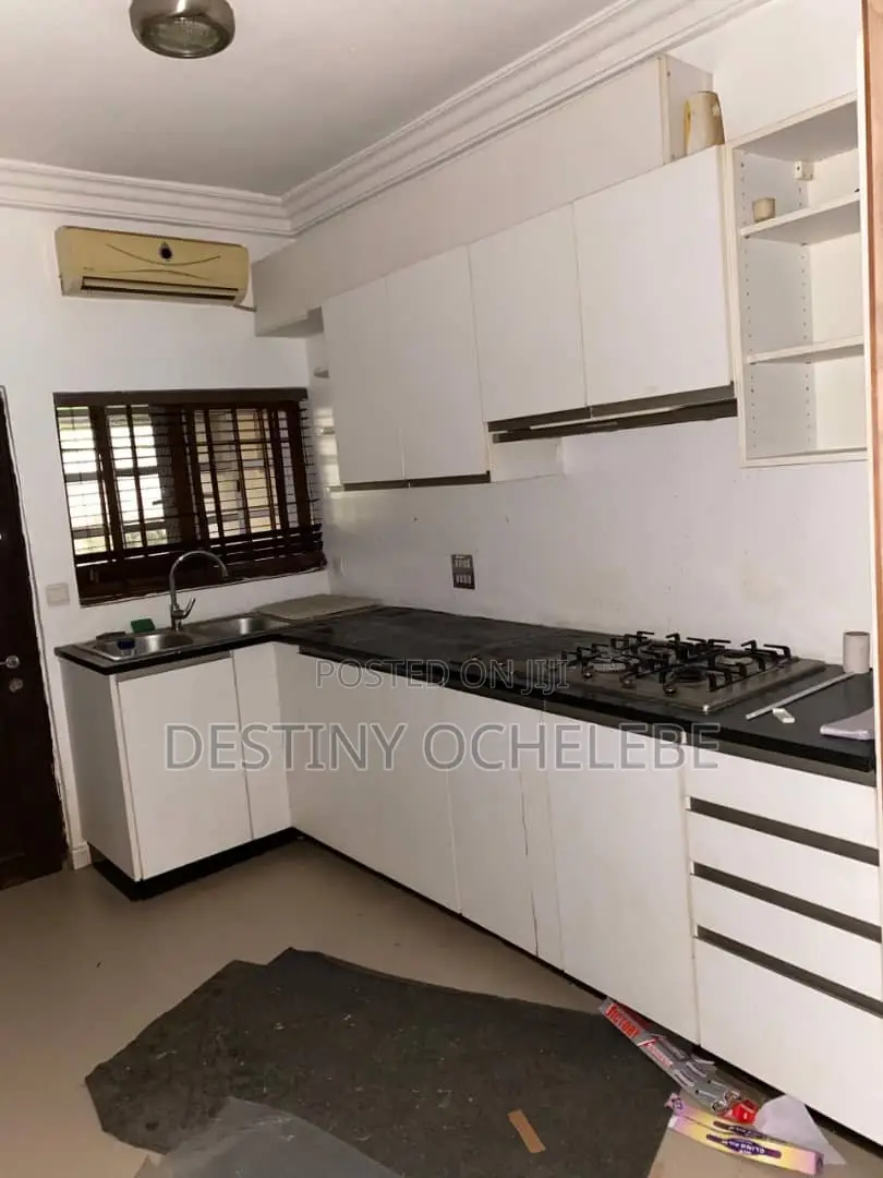 4bdrm Duplex in Thames Street, for sale in Maitama