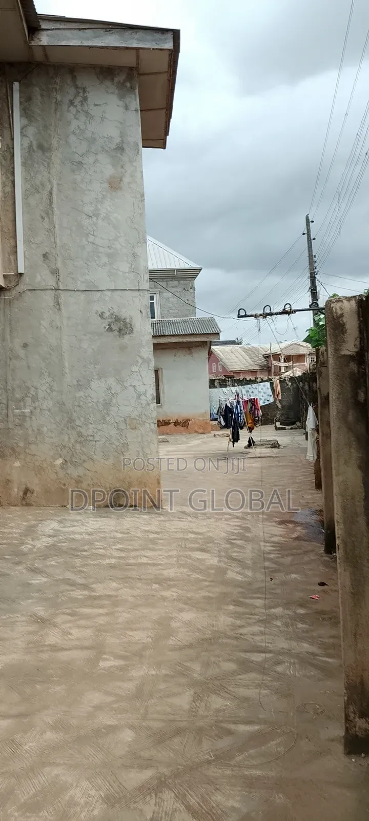 10bdrm Block of Flats in In Estate, Baruwa for sale in Baruwa