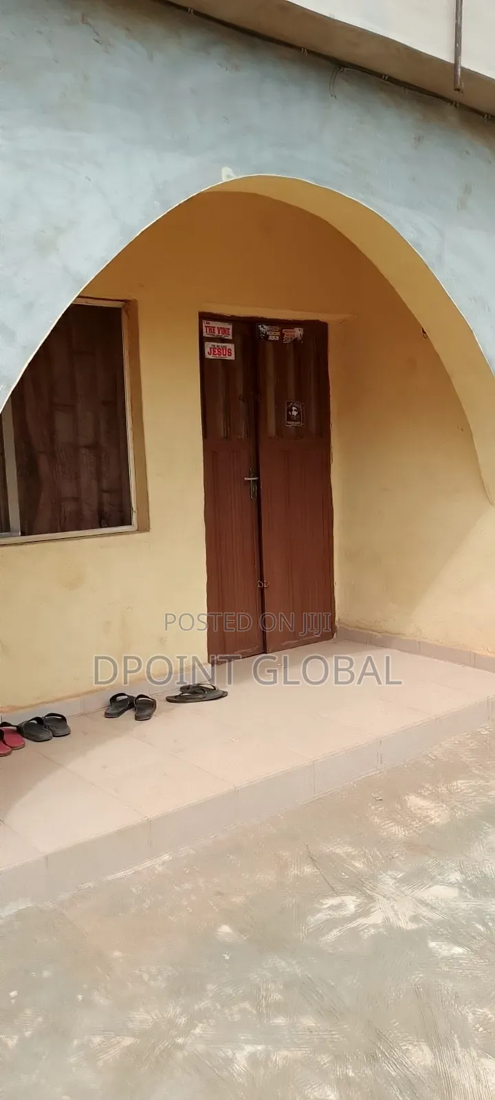 10bdrm Block of Flats in In Estate, Baruwa for sale in Baruwa