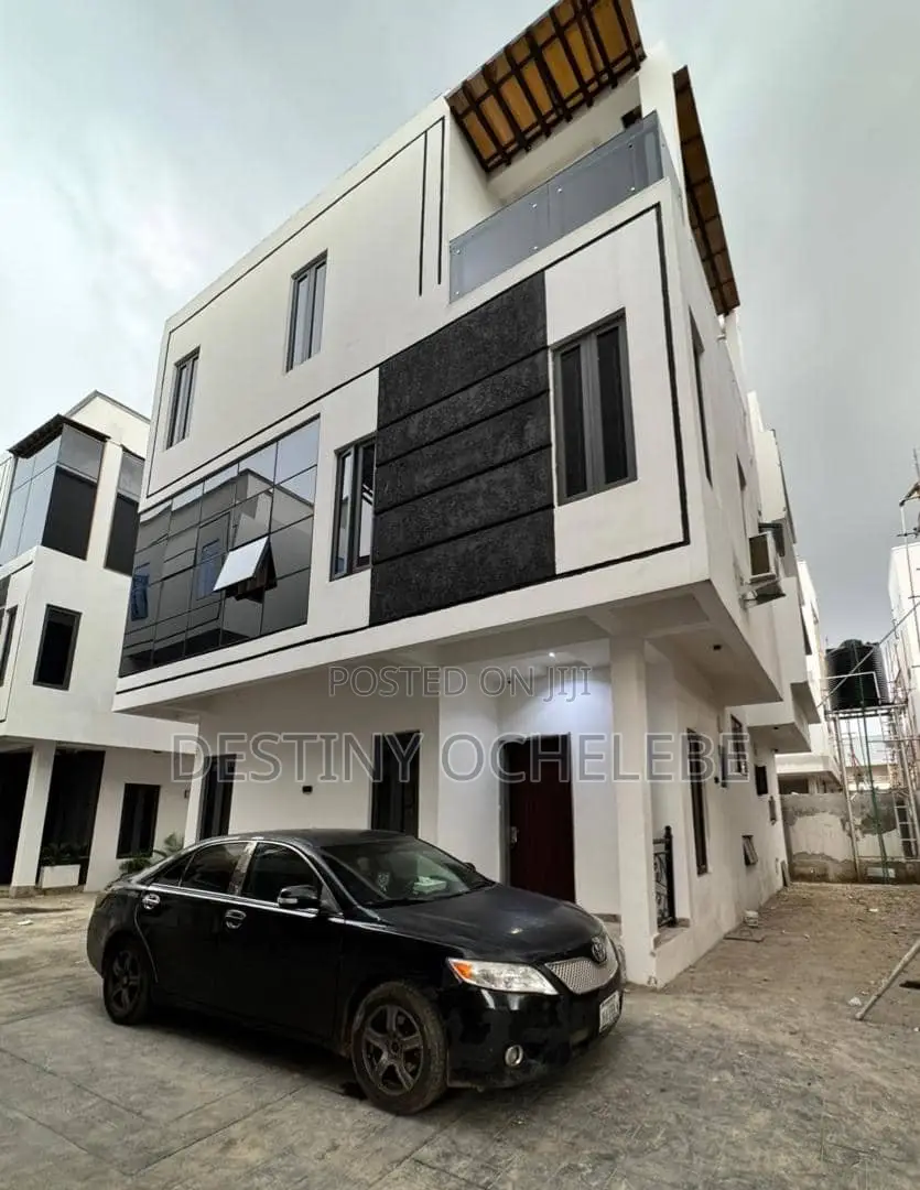Furnished 5bdrm Duplex in Jahi Gilmore for sale in Jahi
