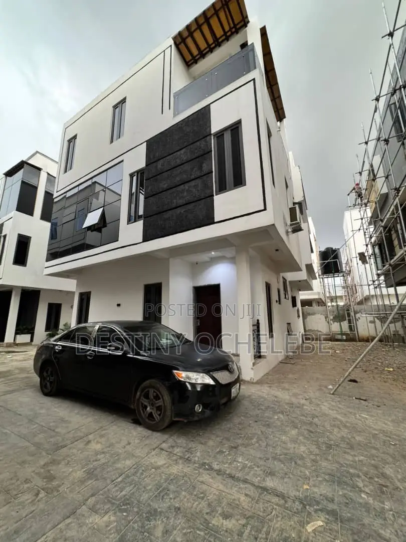 Furnished 5bdrm Duplex in Jahi Gilmore for sale in Jahi