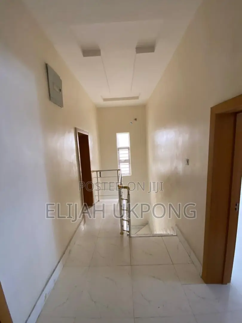 4bdrm Duplex in Ikota Villa for rent in Ikota
