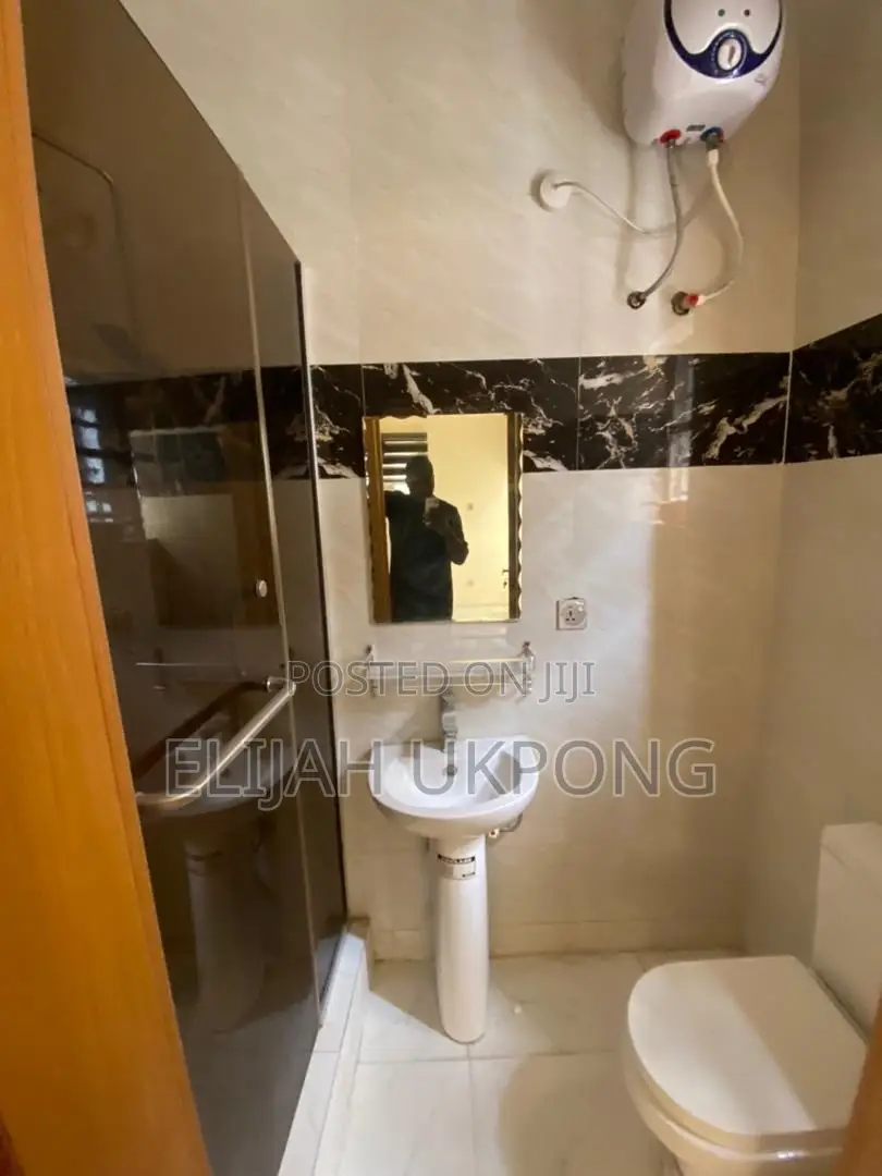 4bdrm Duplex in Ikota Villa for rent in Ikota