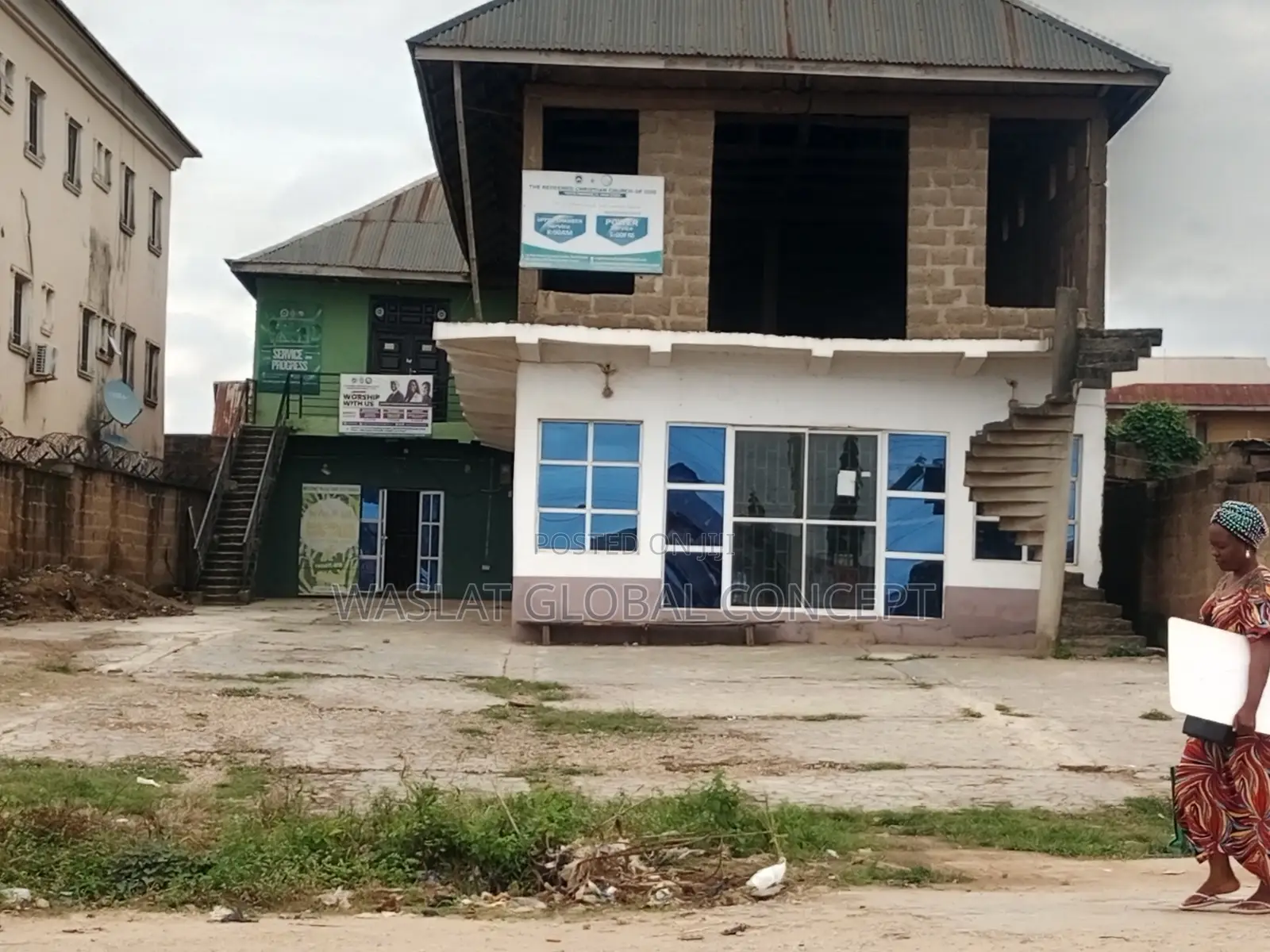 A Big Shopping Complex Building for Sale at Okebaale, Osogbo in Osogbo