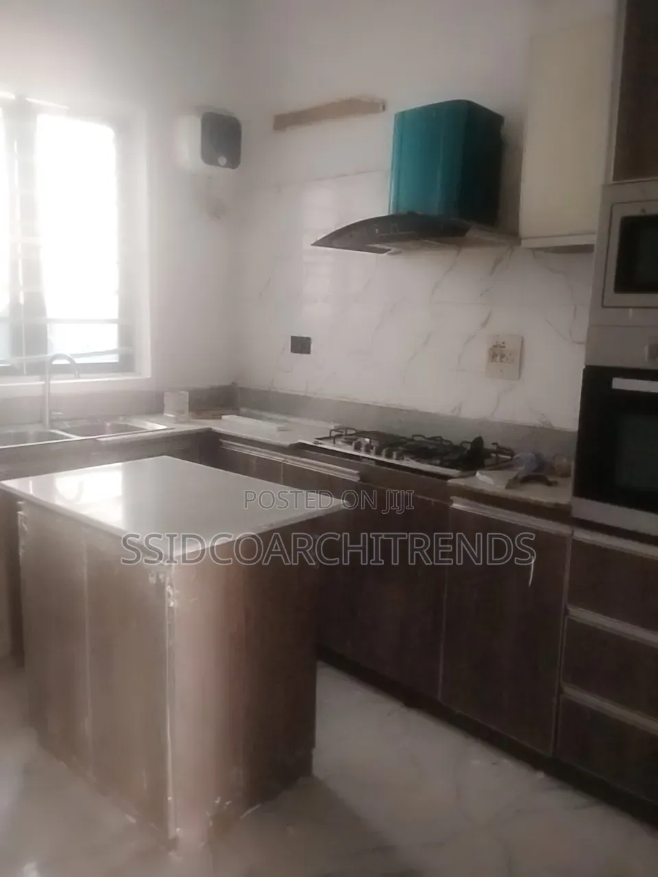 4bdrm Duplex in Call To Access, Chevron for rent in Chevron