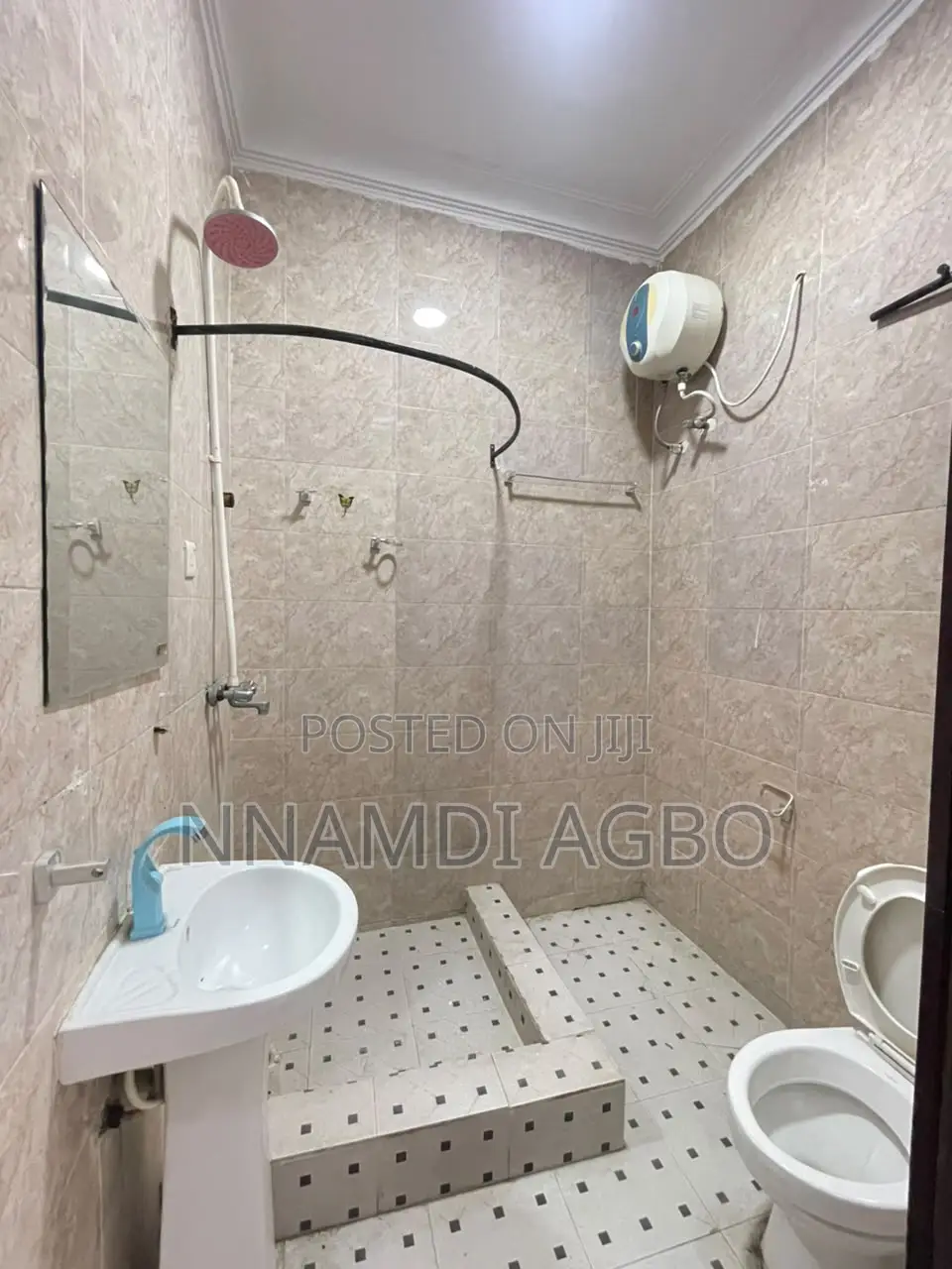 4bdrm Duplex in Igbo-efon for rent in Igbo-efon