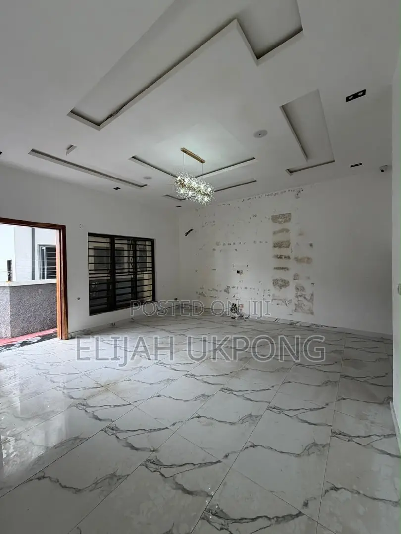 4bdrm Duplex in Orchid, Chevron for sale in Chevron