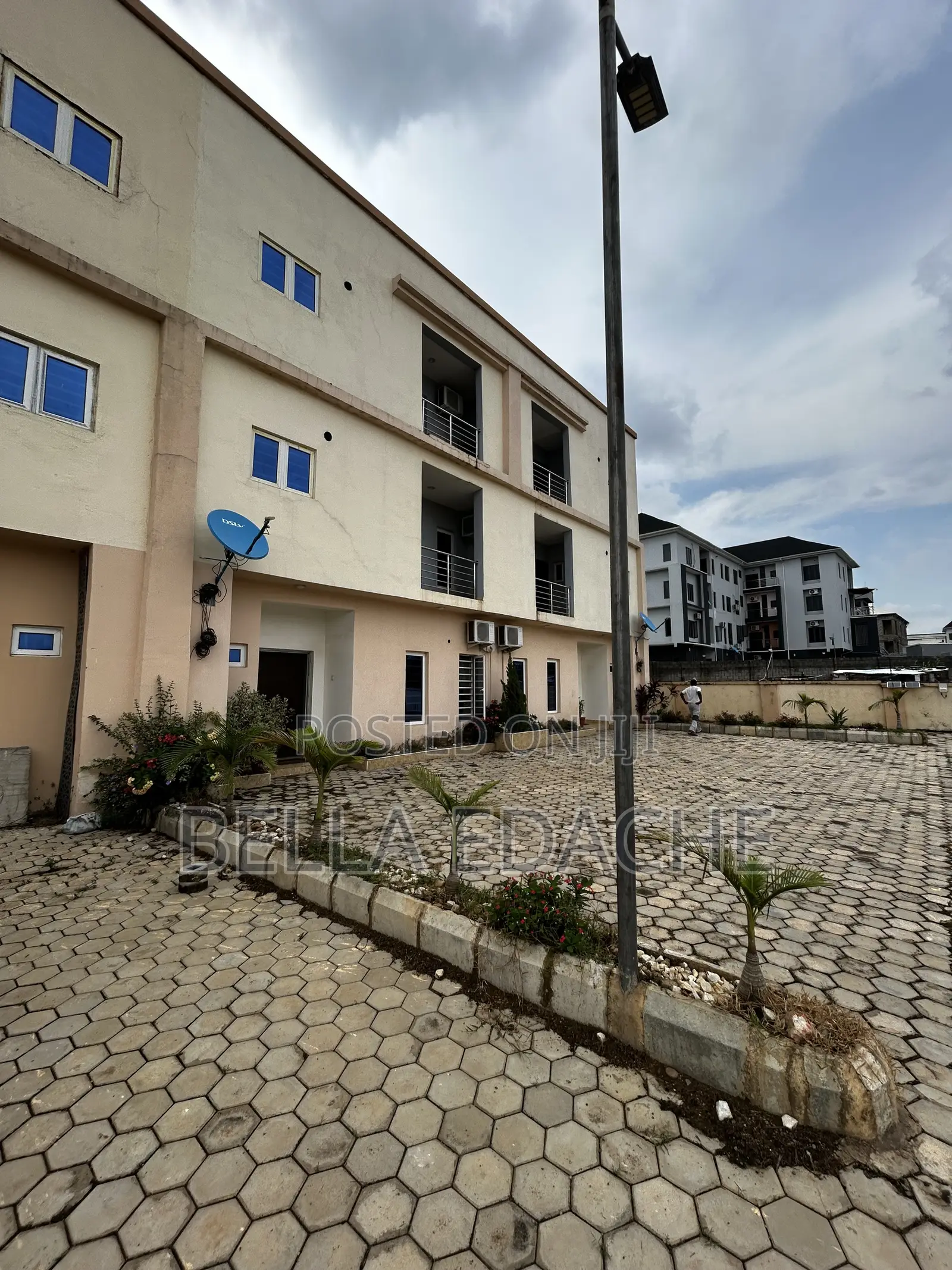 1bdrm Apartment in Katampe for sale in Katampe