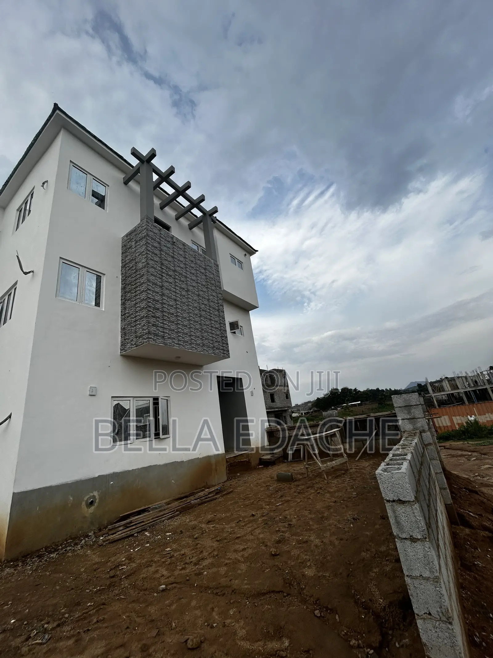 4bdrm Duplex in Katampe (Main) for sale in Katampe (Main)