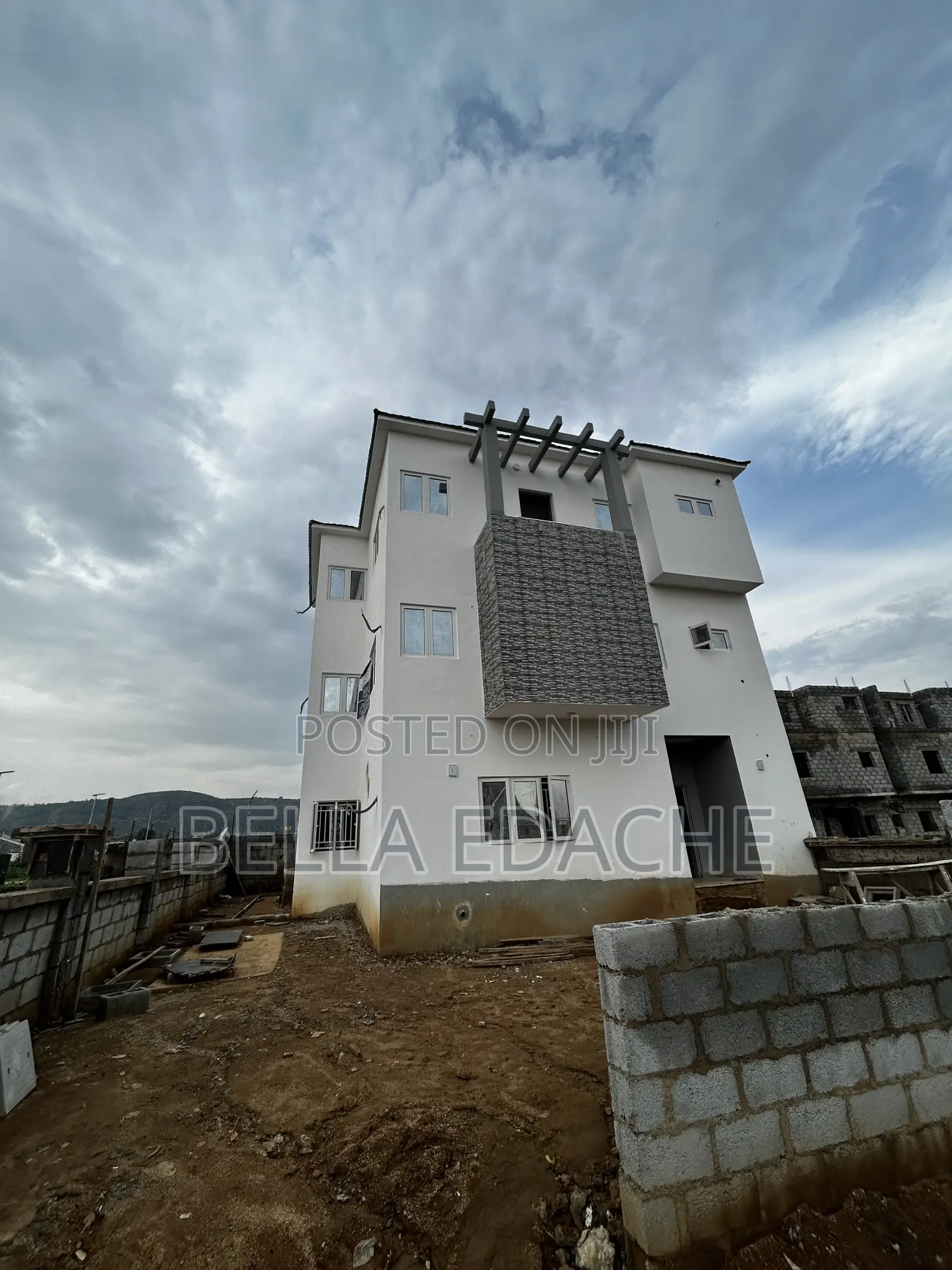 4bdrm Duplex in Katampe (Main) for sale in Katampe (Main)
