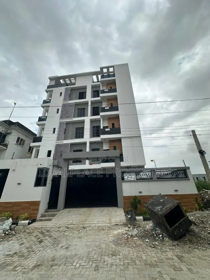 3bdrm Penthouse in Ikate for sale in Ikate