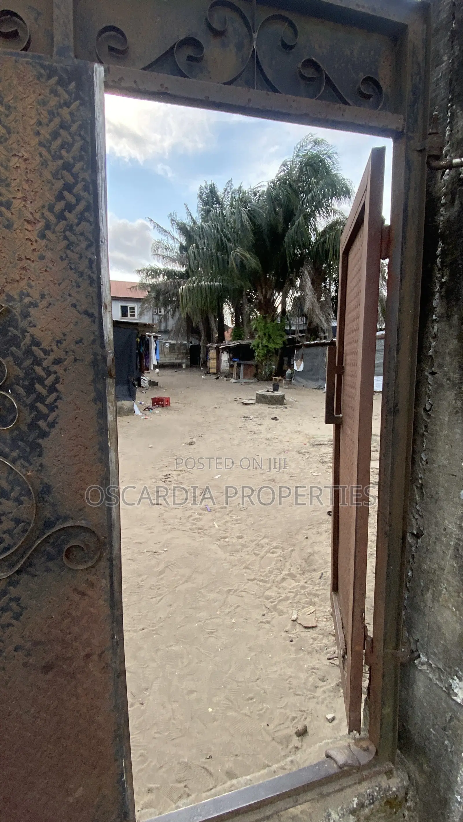 Land for Sale Ogunfayo Before King Palace, Ibeju-Lekki in Elemoro