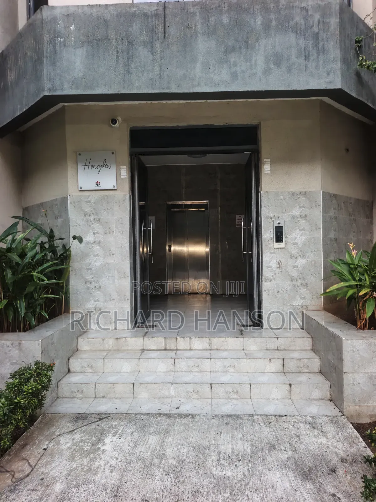 Mini Flat in Megamond, Ikota for sale in Ikota