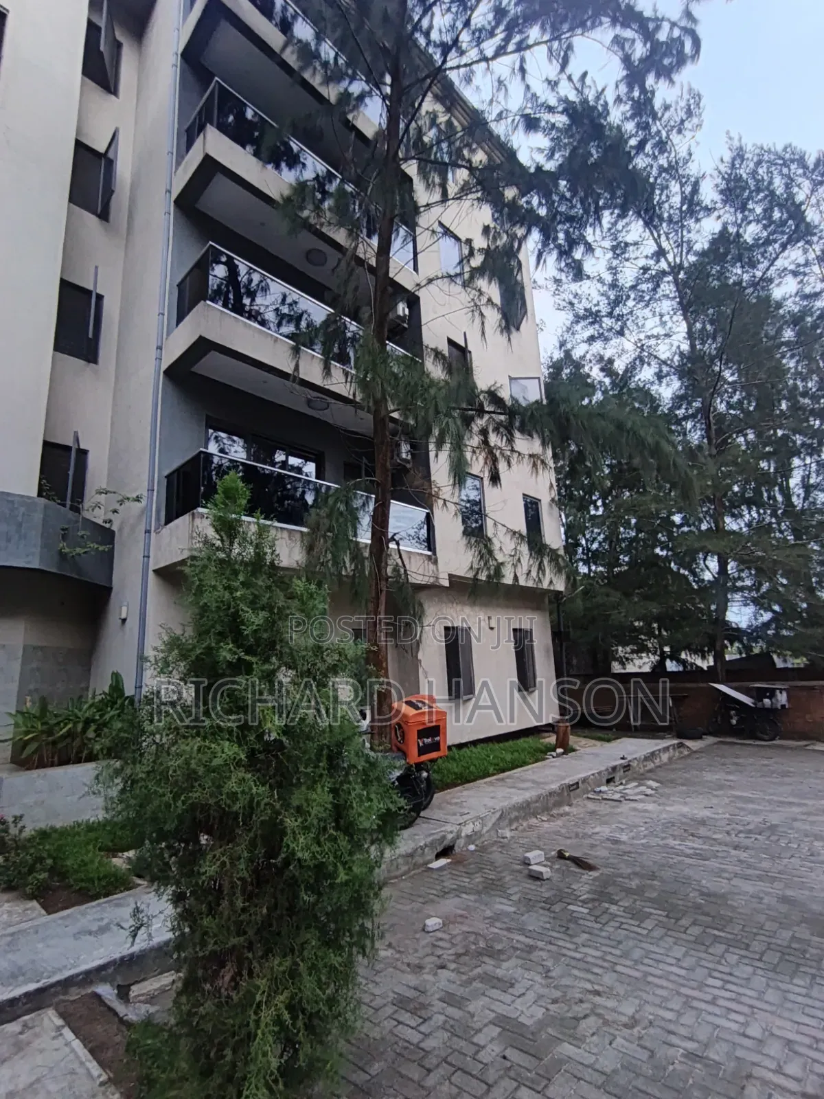Mini Flat in Megamond, Ikota for sale in Ikota