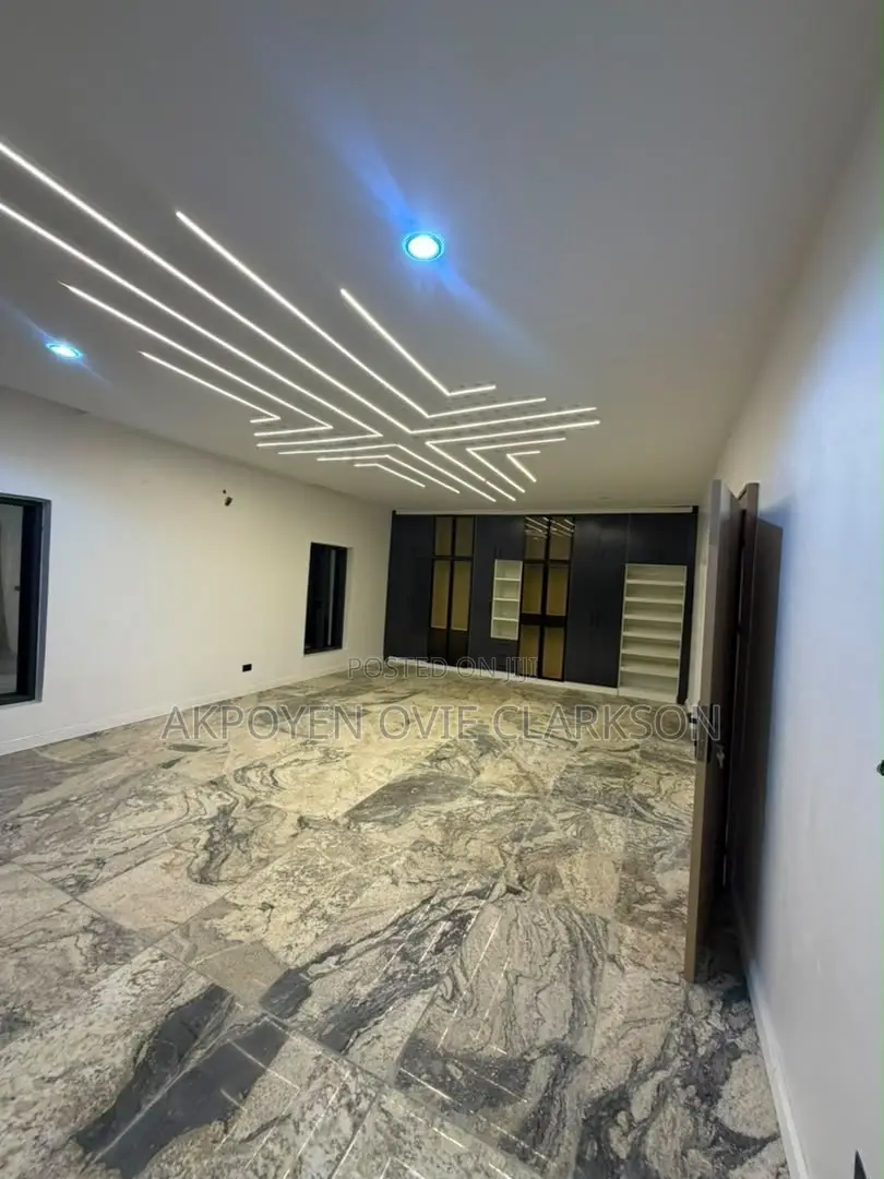5bdrm Duplex in Asokoro for sale in Asokoro