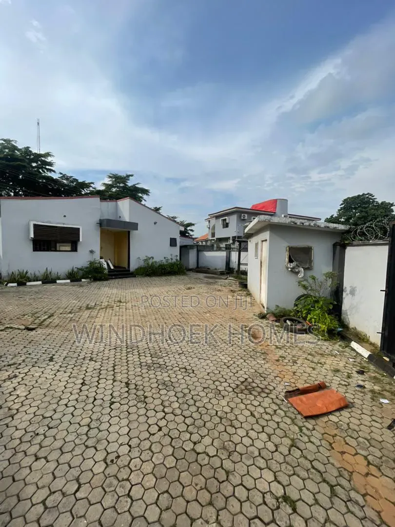 3bdrm Bungalow in Wuse 2 for rent in Wuse 2