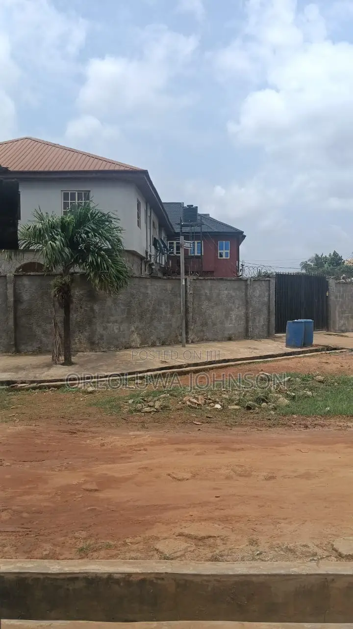 3bdrm Block of Flats in Graceland Estate, Iseri Olofin for sale in Iseri Olofin