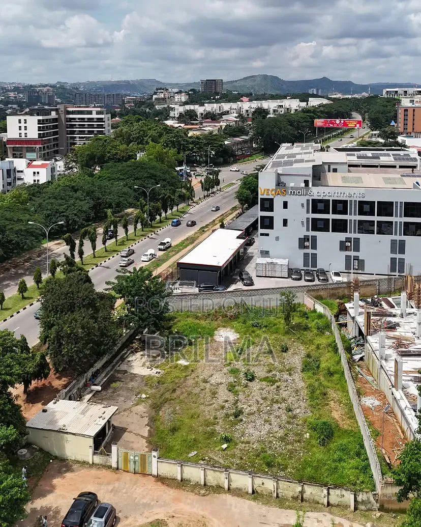 1500Sqm Commercial Land in Wuse 2 for Sale in Wuse 2