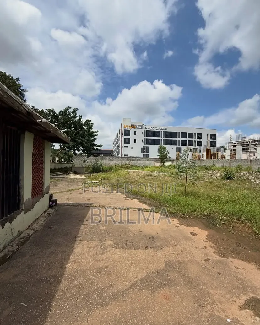 1500Sqm Commercial Land in Wuse 2 for Sale in Wuse 2