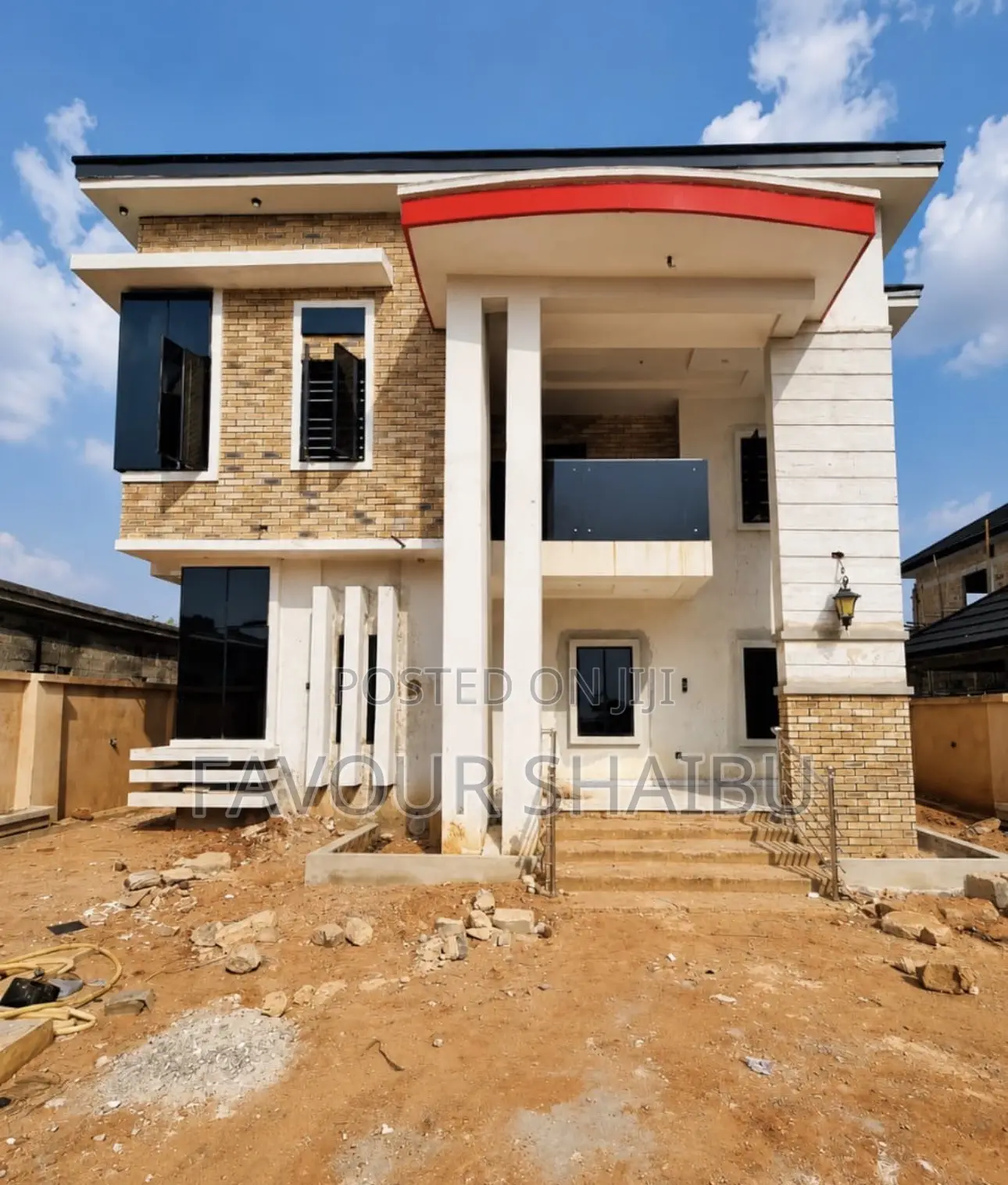 5bdrm Duplex in Benin City for sale in Benin City