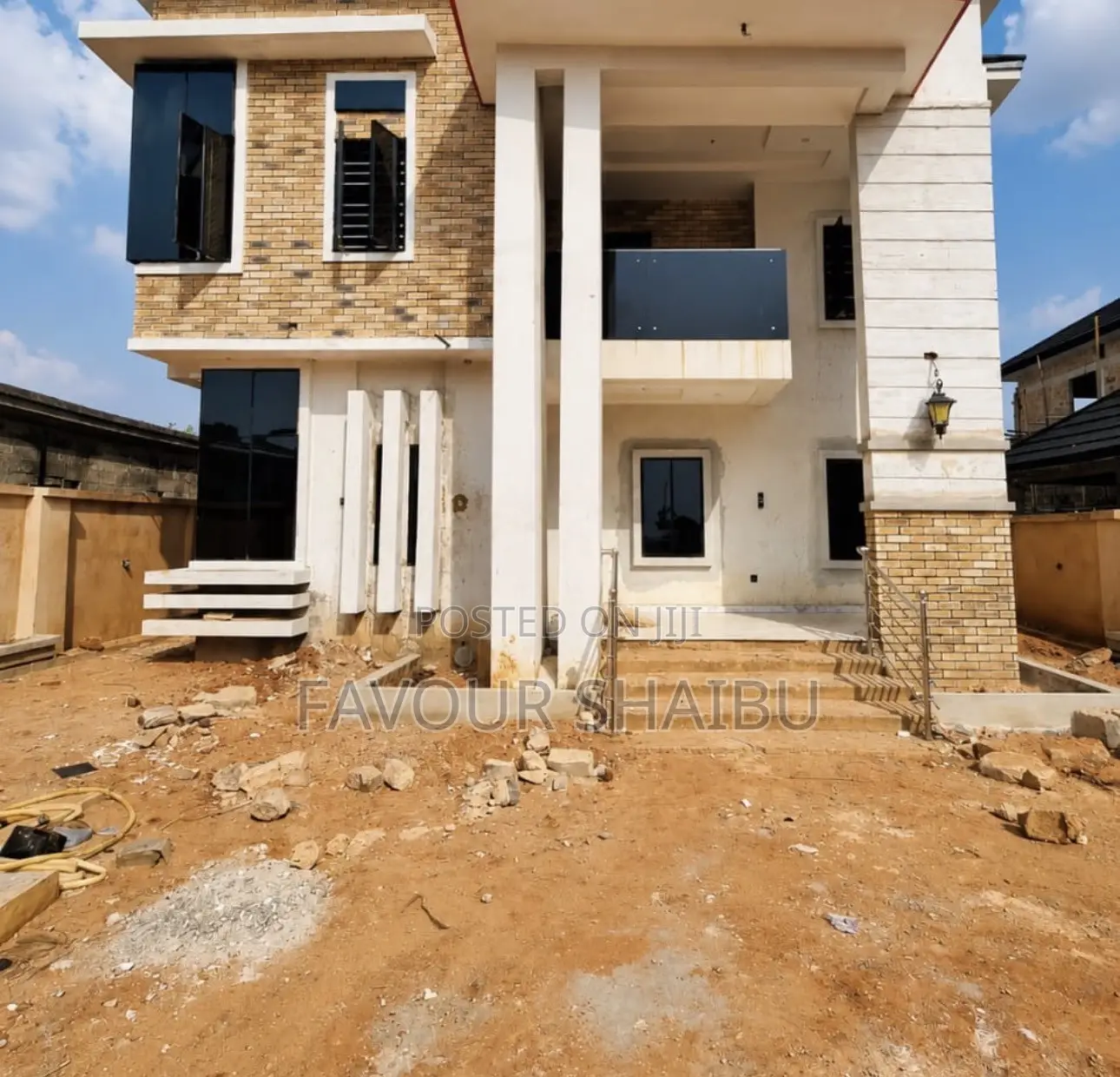 5bdrm Duplex in Benin City for sale in Benin City