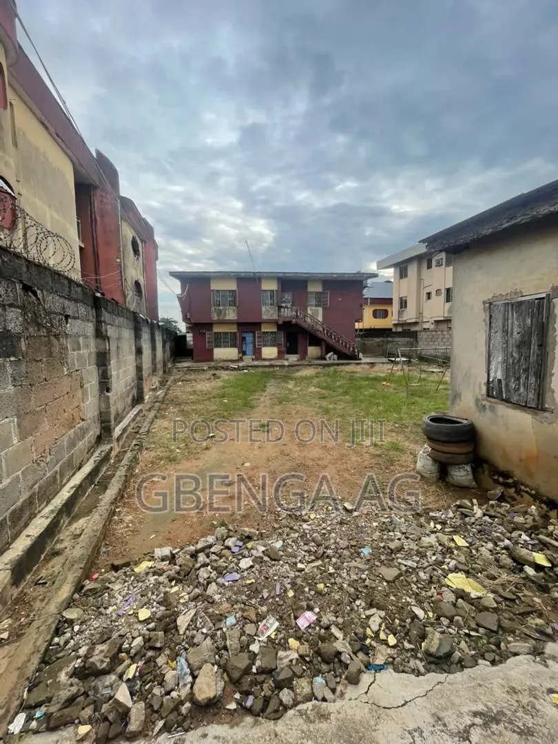 2bdrm Block of Flats in Ejigbo Lagos, Obafemi-Owode for sale in Obafemi-Owode