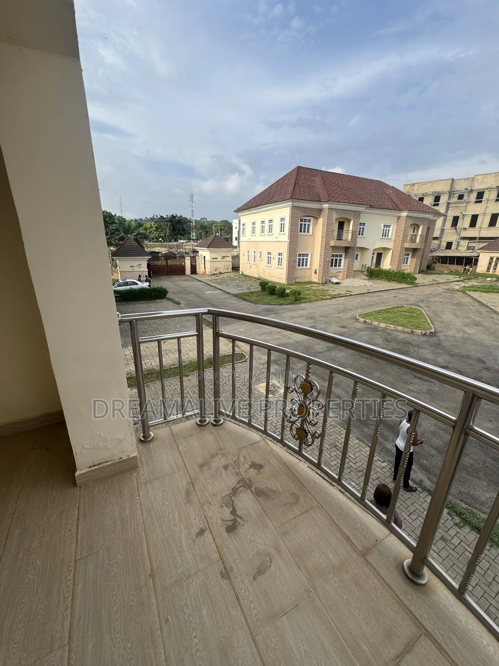 4bdrm Duplex in Life Camp for rent in Life Camp