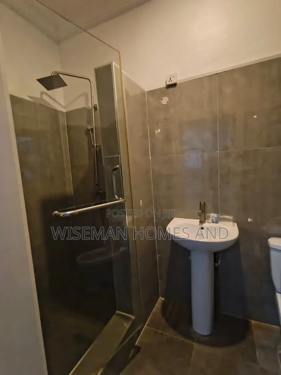 Mini Flat in Mega Mound Estate for sale in Ikota