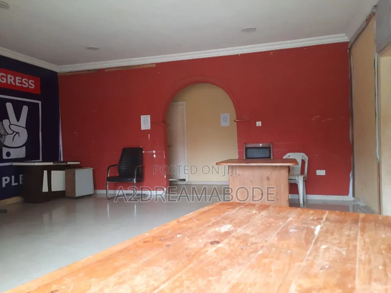 10bdrm Bungalow in Ikeja for rent in Ikeja GRA