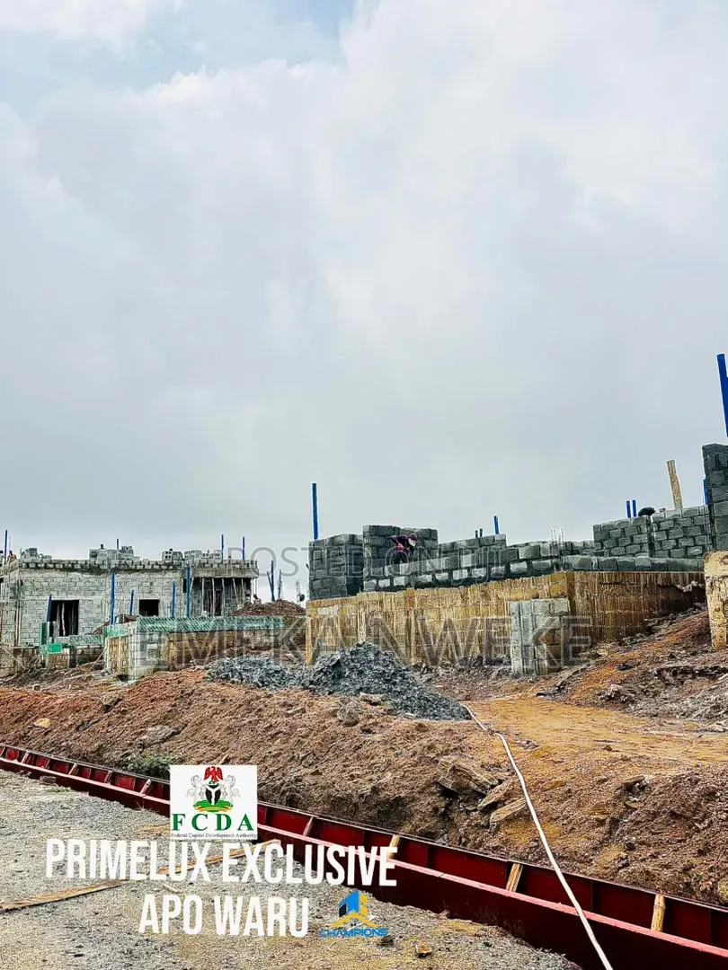 APO Waru District -Estate Land for Sale in Apo Resettlement