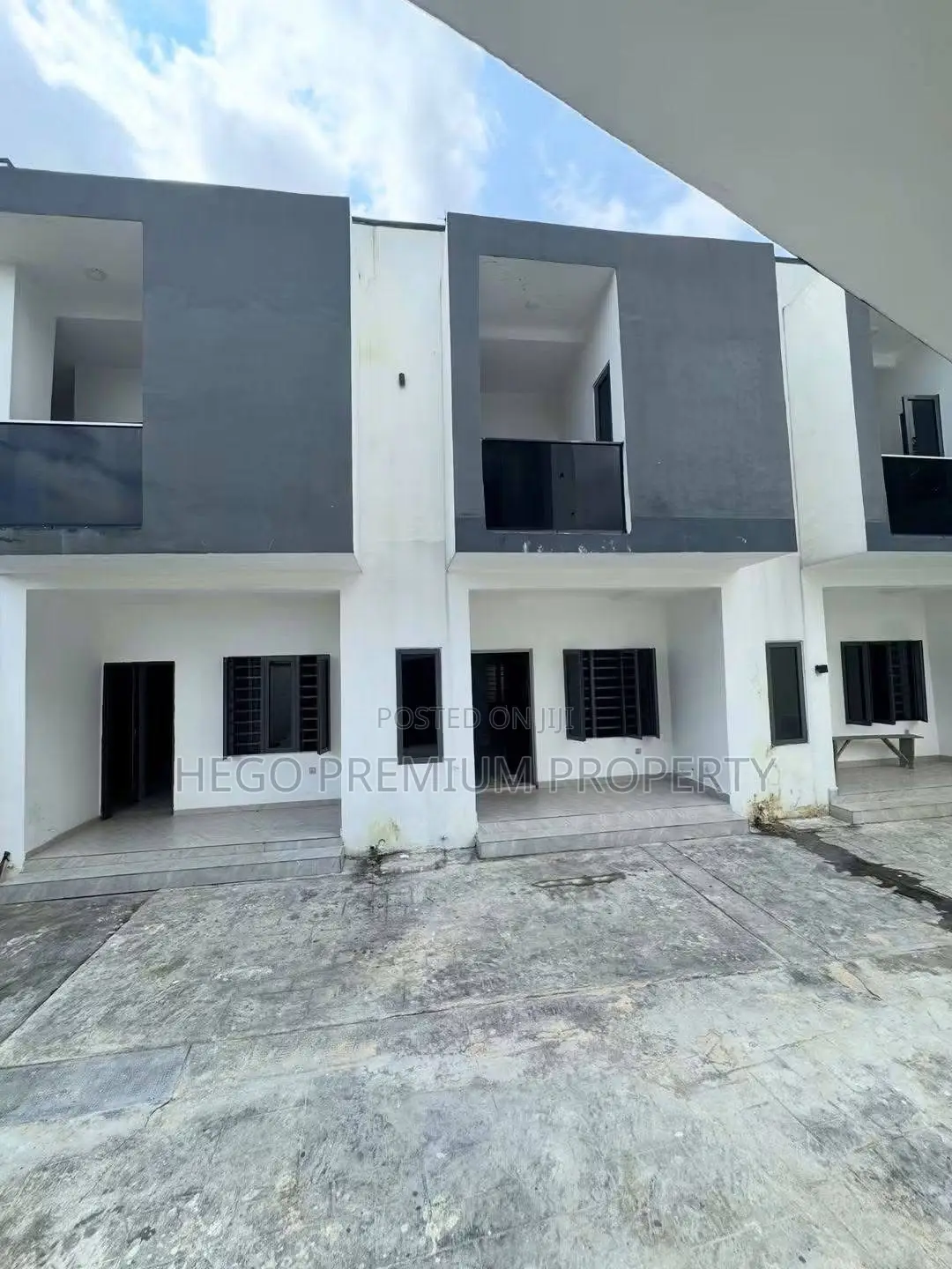2bdrm Duplex in Ola Banky Estate, Obio-Akpor for sale in Obio-Akpor