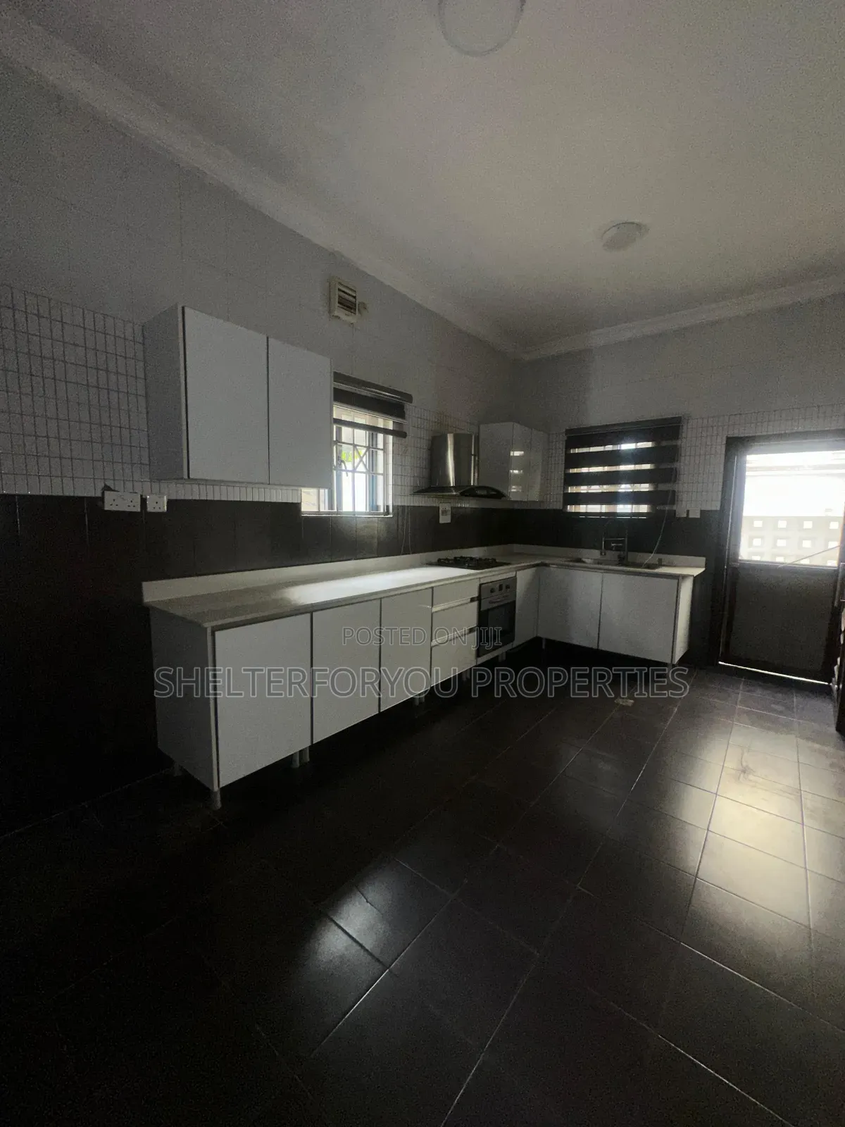 4bdrm Duplex in Victoria Island Extension for rent in Victoria Island Extension