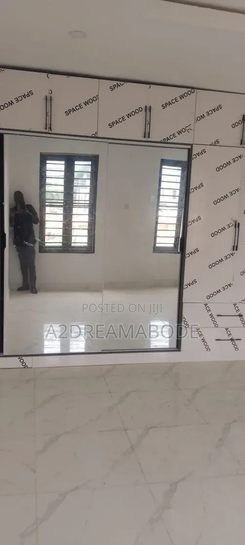 4bdrm Duplex in Maryland, Onigbongbo for rent in Onigbongbo