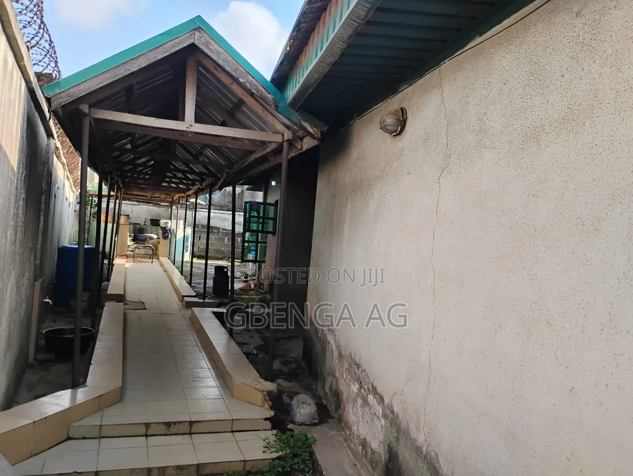 Mini Flat in Olude Ipaja By for sale in Ipaja / Ipaja