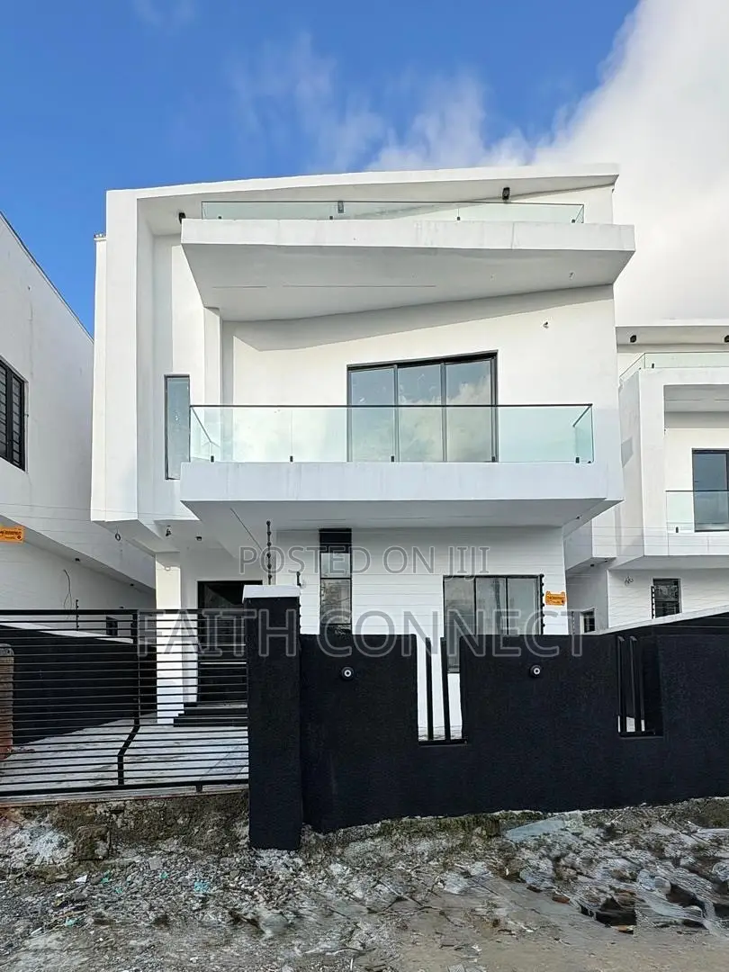 4bdrm Duplex in Shangotede, Ajah for sale in Ajah