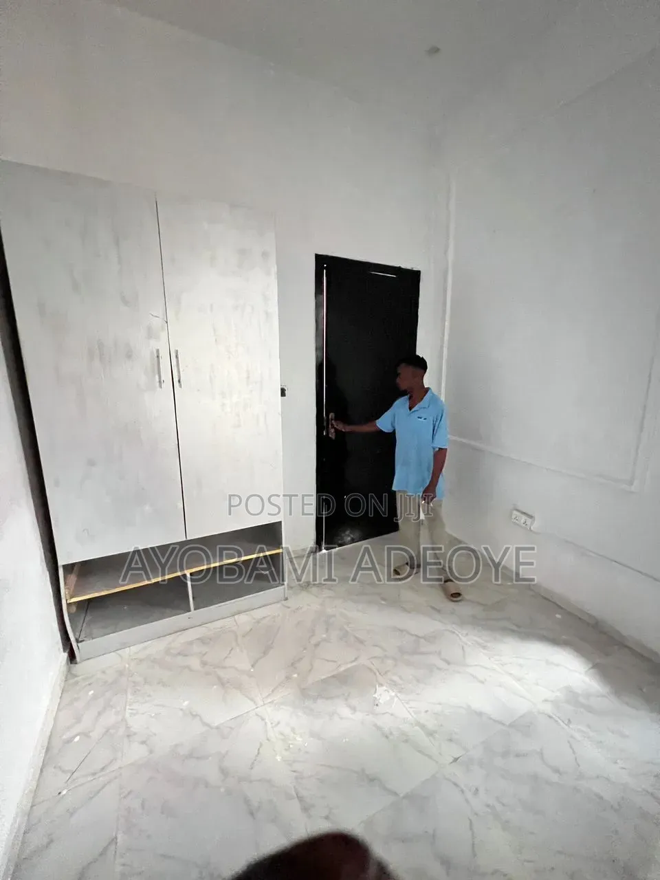 Mini Flat in Royal Pine Estate, Chevron for rent in Chevron