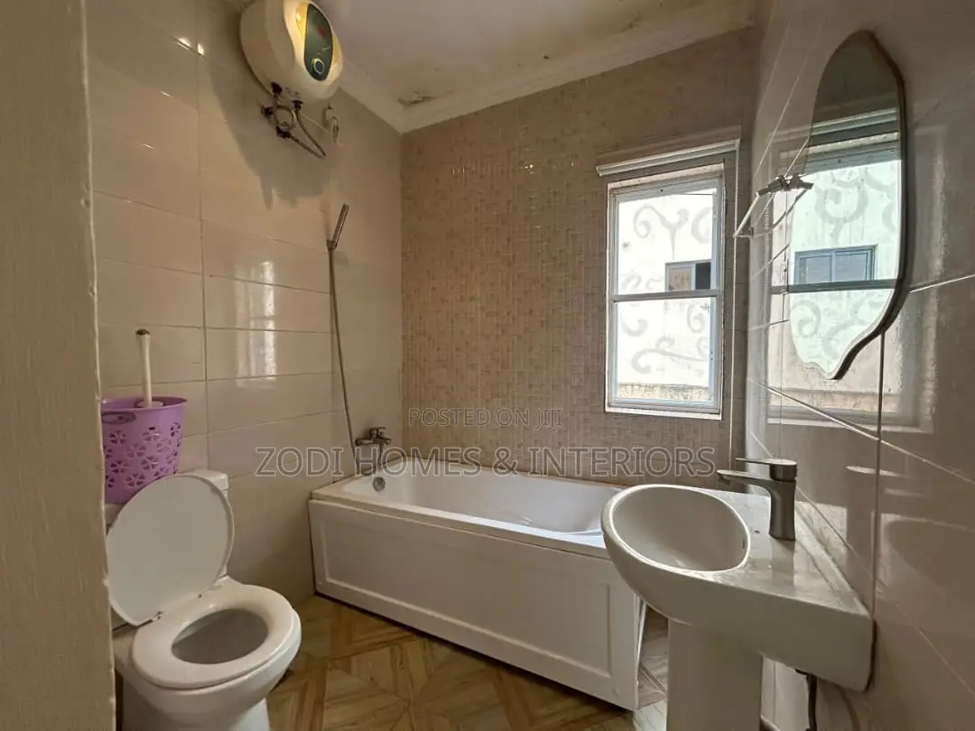 3bdrm Apartment in Lekki Phase 1 for rent in Lekki Phase 1