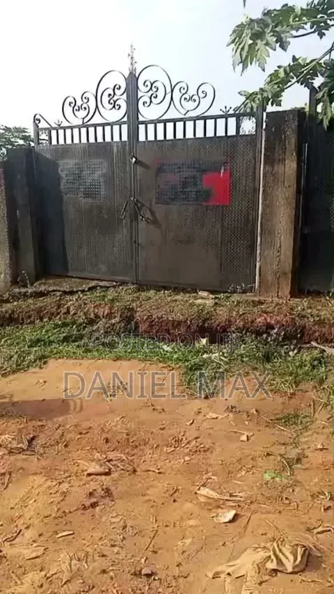 775SQM Fenced and Gated Plot Behind Enyo Fuel Station,LASPOTECH Area in Ikorodu Garage
