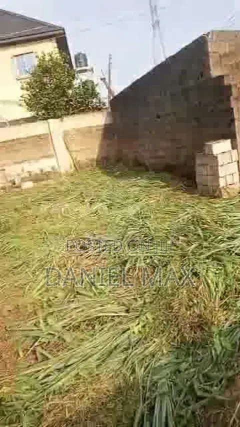 775SQM Fenced and Gated Plot Behind Enyo Fuel Station,LASPOTECH Area in Ikorodu Garage