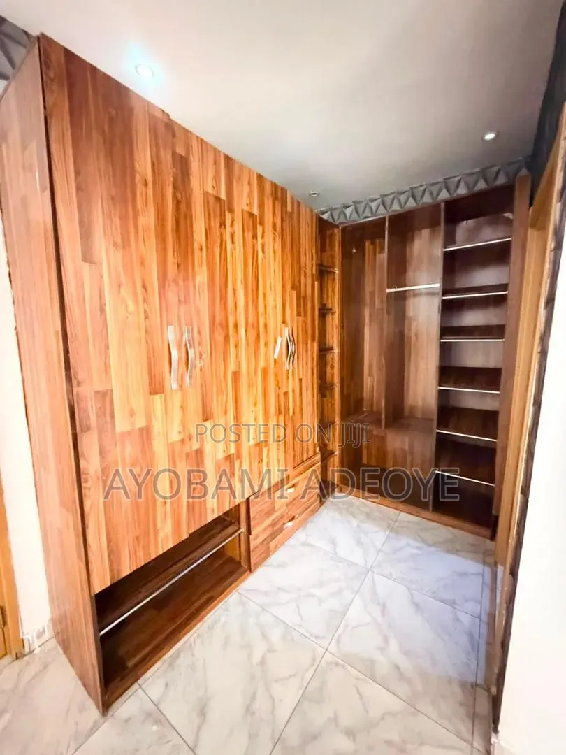 1bdrm Apartment in Chevron for rent in Chevron