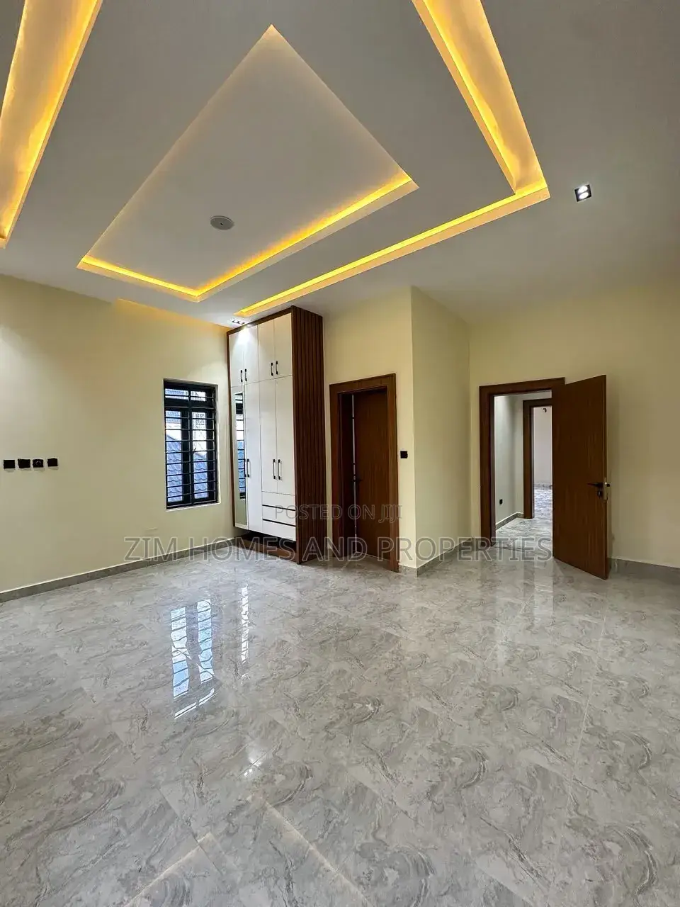 7bdrm Duplex in Zim Homes And, Karsana for sale in Karsana